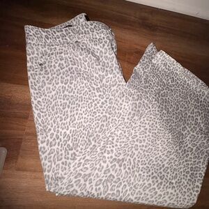 WBM Leopard print Wide Leg Pants